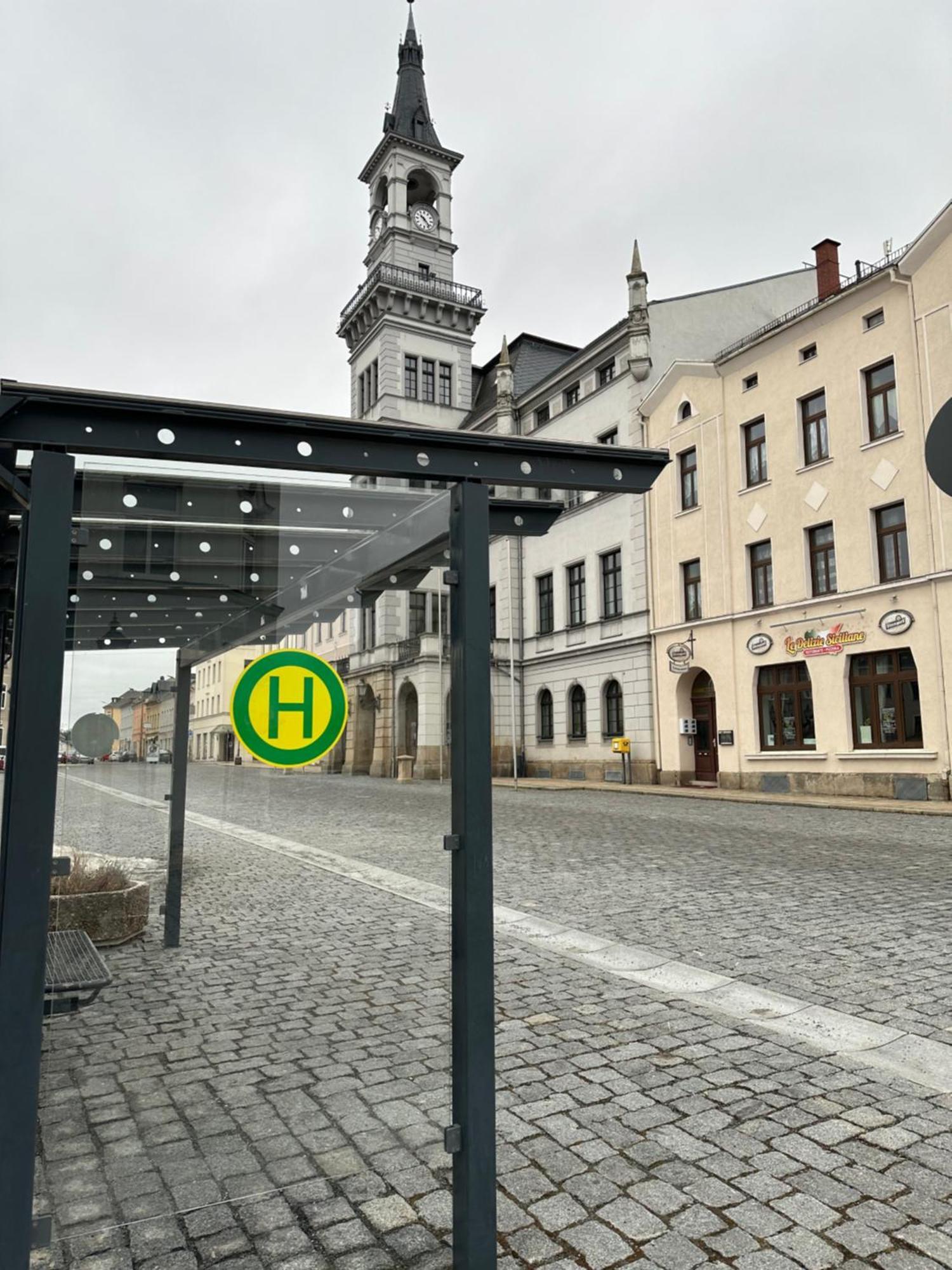 Kleinzimmer Am Markt Oelsnitz  Eksteriør billede